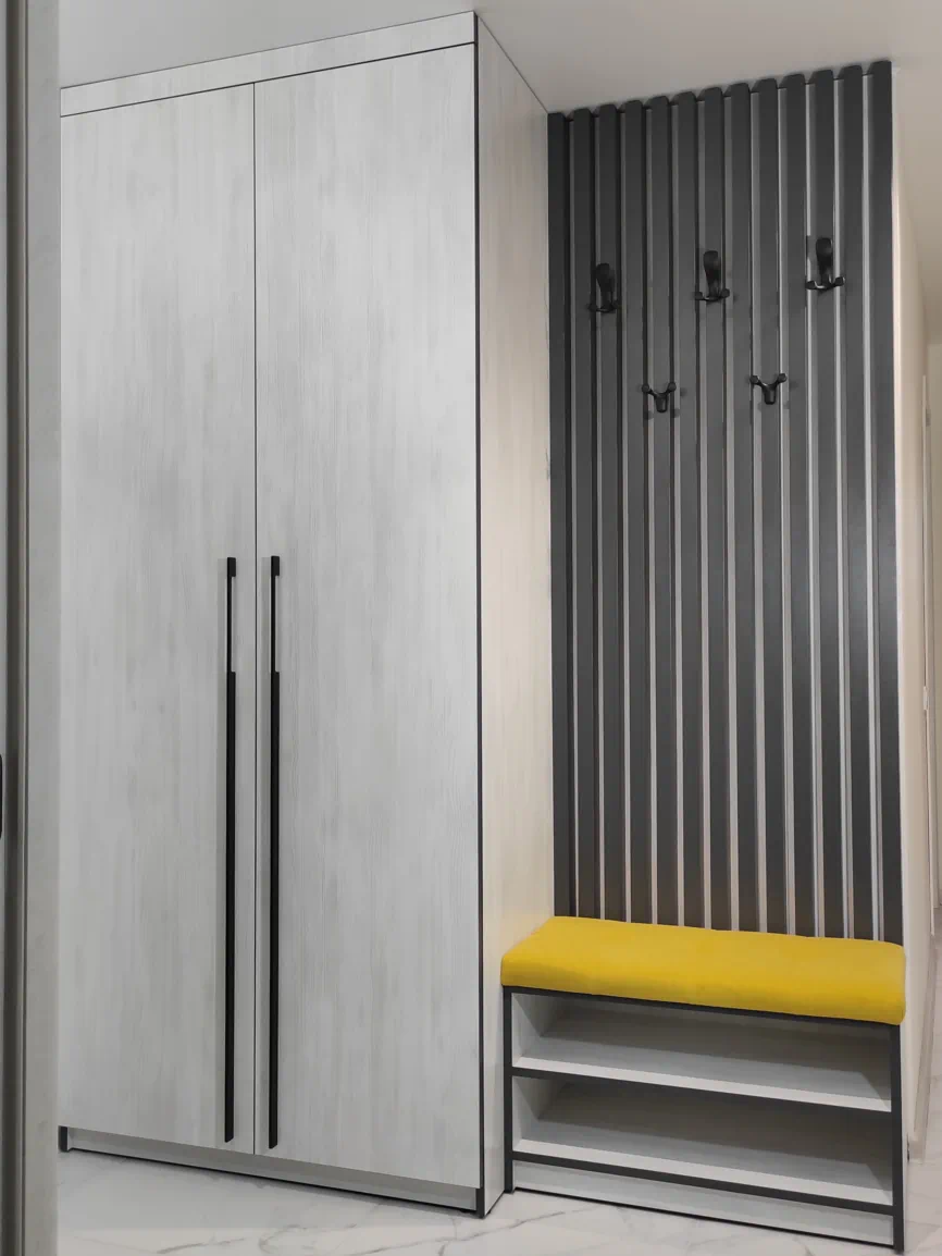 Меблі до передпокою